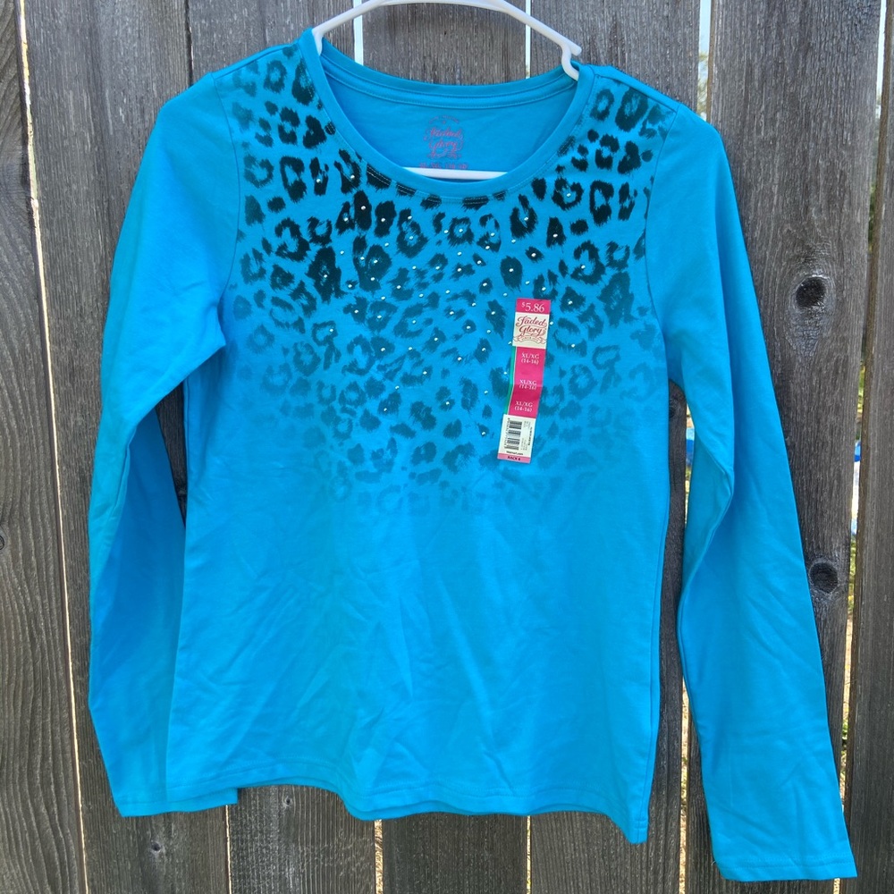 New long sleeve shirt - XL
